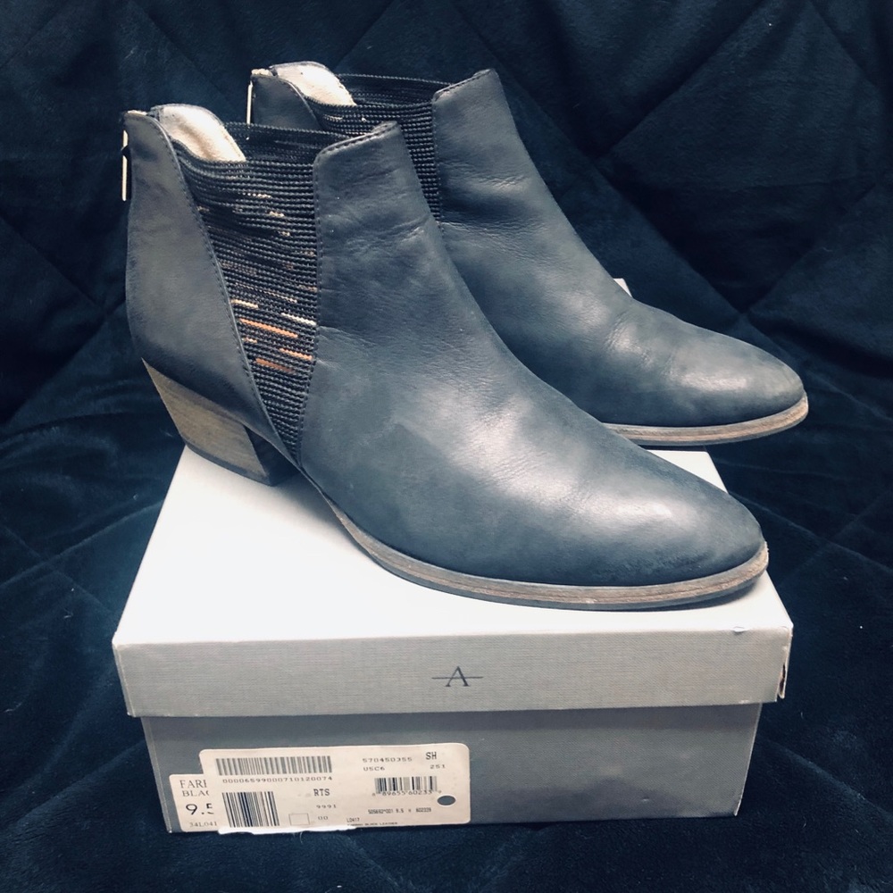 Aquatalia ‘Farrah’ Bootie